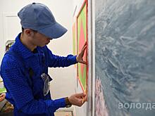 Восемь студентов с ОВЗ сразились в конкурсе малярного мастерства в Вологде