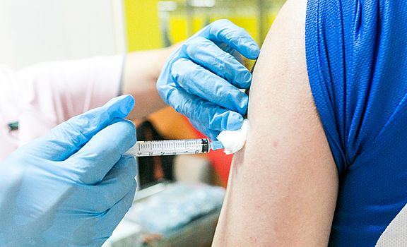 Социологи оценили готовность россиян вакцинироваться от COVID