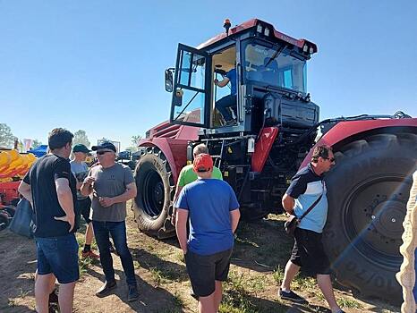 Словацким аграриям презентовали «КИРОВЕЦ» К-743М