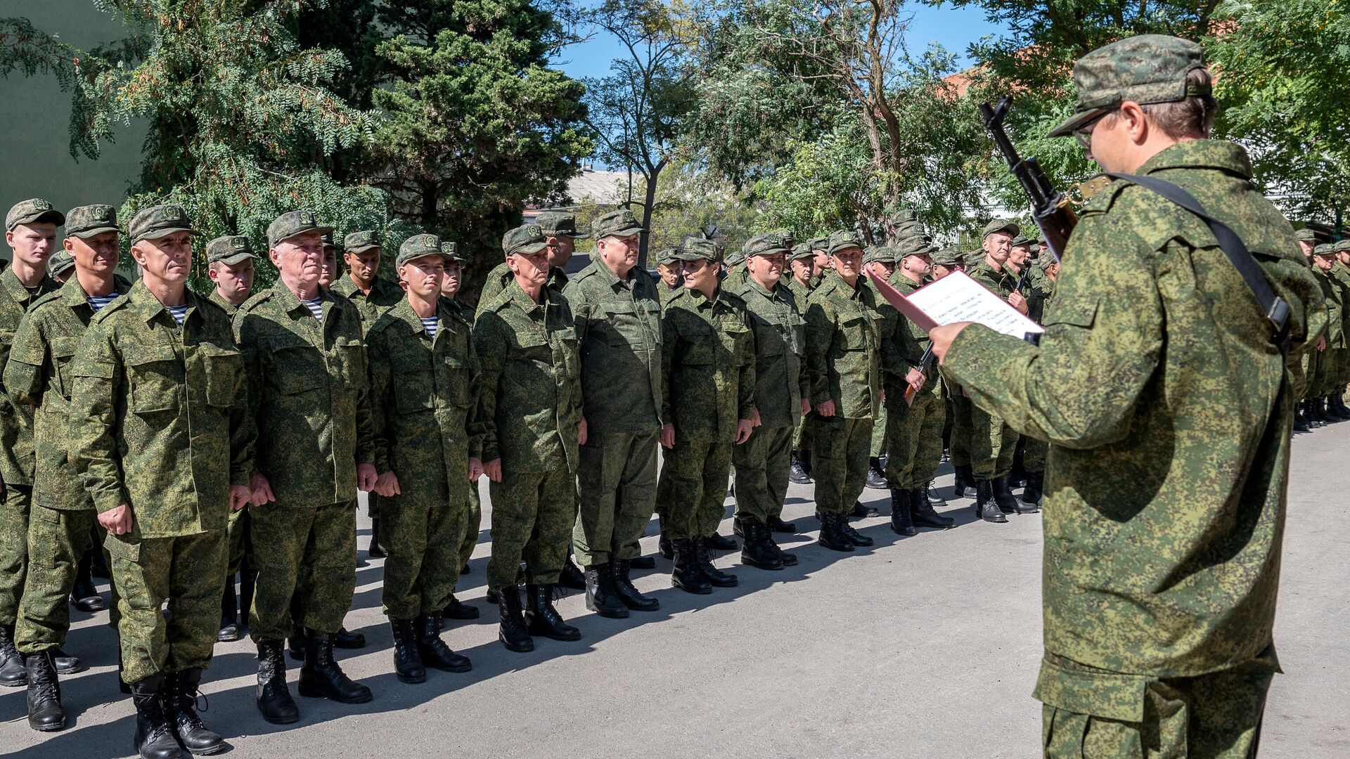 Шойгу проверил ход подготовки мобилизованных в Западном военном округе