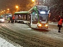 «Корсар» не добрался до гавани: на Калинина трамвай сошёл с рельсов