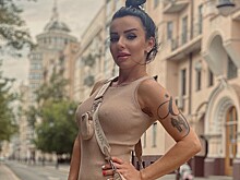 37-летняя экс-солистка «Тату» Юлия Волкова похвасталась фигурой в купальнике