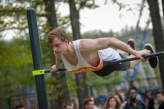 Уличные гимнасты из Троицка посоревнуются на спортивной базе «Лесная»