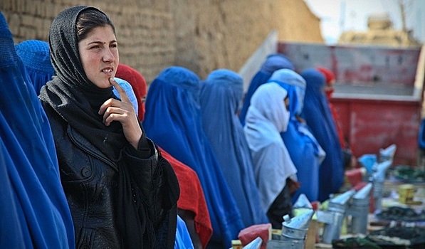 Женщинам запретили бывать в парках Кабула