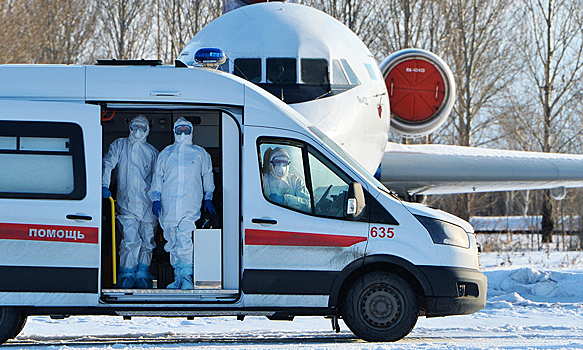 Пассажир летевшего в Новосибирск рейса умер на борту самолета
