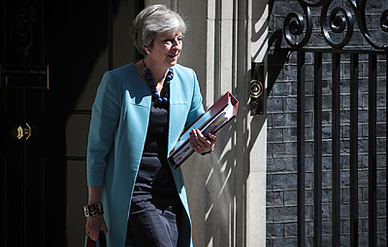 Премьер на время Brexit. Почему Мэй уйдет после "развода" с ЕС