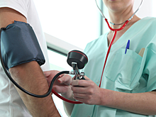 Кардиолог назвала простой способ, как снизить повышенное давление в жару