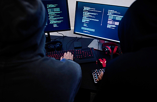 СМИ: хакеры отметят майские праздники кибератакой на счета россиян