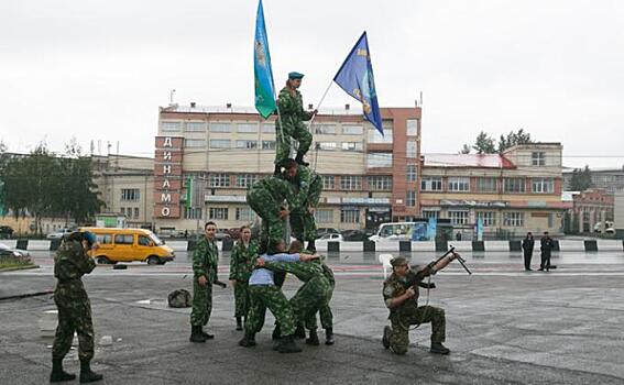 Военно-патриотические организации получат семь миллионов рублей