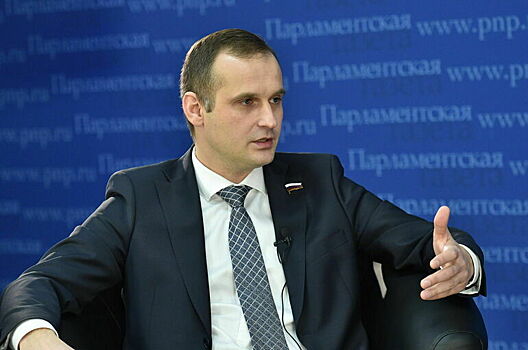 Депутат Леонов призвал запретить оборот вейпов
