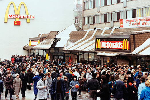 Москвичи выступили против первого российского McDonald's