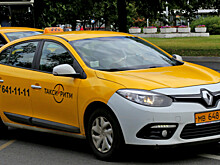 Житель Уссурийска с отверткой отобрал у таксиста машину