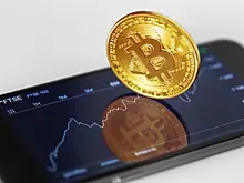 Курс биткойна пробил дно и опустился ниже 20 тыс. долларов
