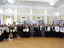 Мэр Иркутска Руслан Болотов принял участие в чествовании победителей конкурса «Если бы мэром был я…» и ответил на вопросы учащихся