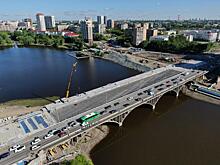 Большую часть уже построили: разглядываем Макаровский мост с высоты
