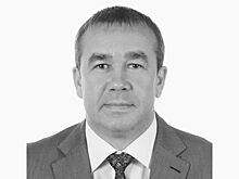 Российский депутат умер за рулем Infiniti