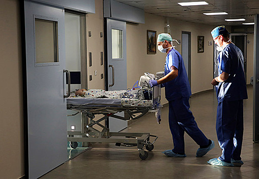 Умер мальчик, которого дед хотел сжечь в печи