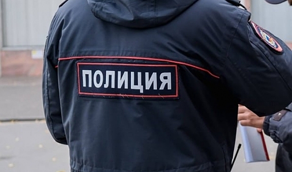 Студента волгоградского техникума задержали за продажу банковской карты