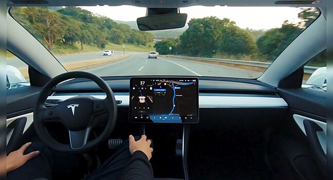 Tesla будет предлагать полноценный автопилот по подписке