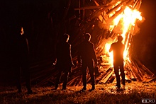 На Балтыме в самую короткую ночь в году с огоньком прошел уральский фестиваль Burninig man