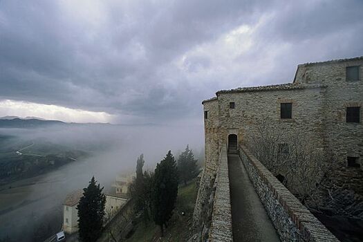 В замке Монтебелло в Италии обнаружили еще одного призрака