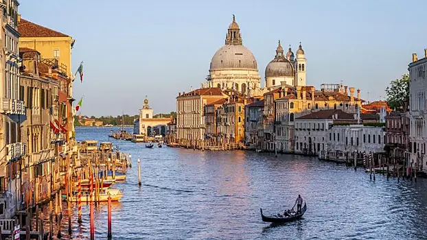 Италия предложила Украине использовать порты Венеции и Триеста
