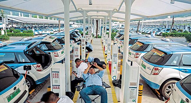 Китай опять заговорил о полностью электрическом рынке в стране