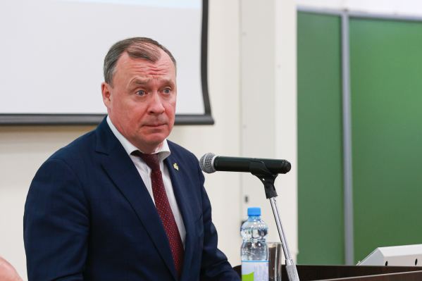 «Я готов принимать жесткие кадровые решения»: Алексей Орлов остался недоволен уборкой Екатеринбурга