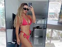 Анна Седокова показала тело после отказа от алкоголя