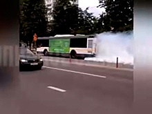 В Одинцово на ходу задымился автобус: видео