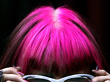 В Перми разгорелся скандал из-за "розовой" ученицы