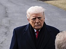 Борт Трампа развернули над Атлантикой из-за сбоя электроники