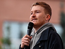 Комик Поперечный обжаловал в суде свой статус иностранного агента
