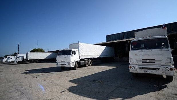 Госдума предложила запретить обгон для грузовиков