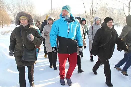 Пешком за здоровьем. В ландшафтном парке Южное Бутово состоялась прогулка с доктором Шишониным