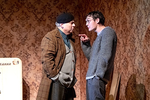 В Театре имени Ленсовета появилась третья версия пьесы "Старший сын"