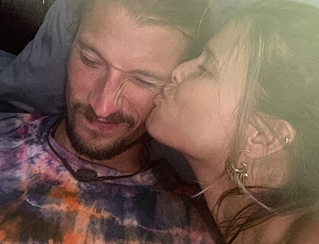 Делала бутерброды и подавала чай": Любовь Аксёнова рассказала, как попала в кино