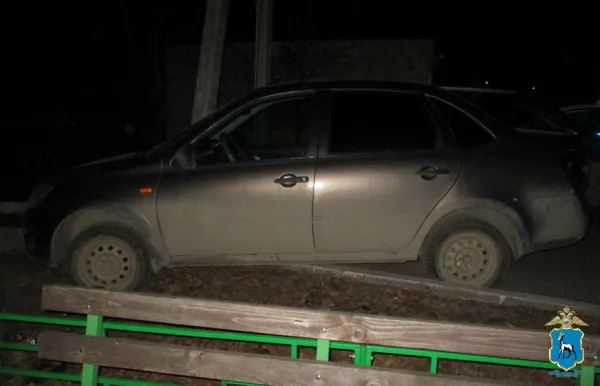 Повредил чужую «Гранту»: житель Самарской области угнал машину, чтобы съездить за спиртным