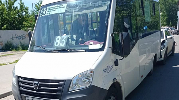 В результате аварии в Саратове пострадала пассажирка автобуса