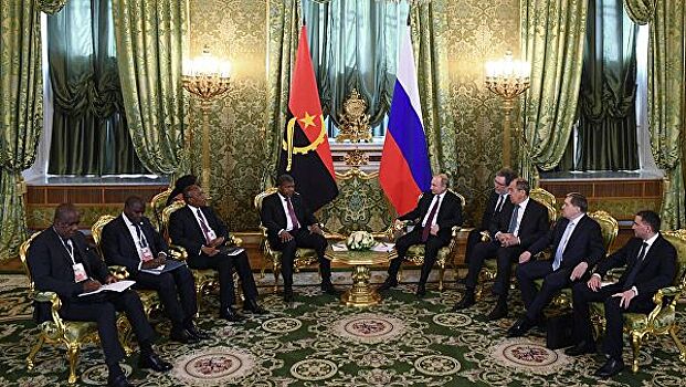 Россия и Ангола договорились укреплять взаимодействие в сфере обороны