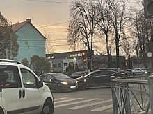 Авария на проспекте Победы закупорила Центральный район