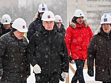 Собянин проинспектировал ход строительства нового путепровода через МЦД-1