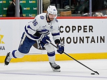 Три очка хоккеиста Никиты Кучерова принесли "Тампе-Бэй" победу над "Вегасом"