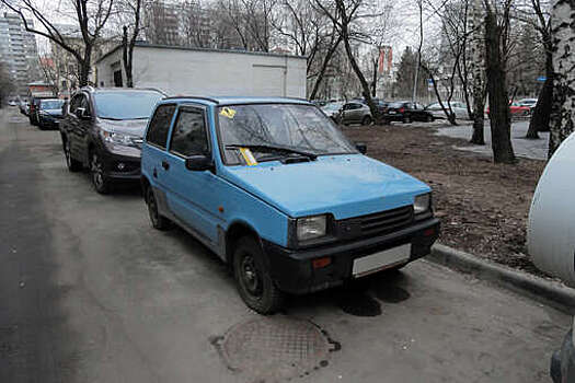 В Подмосковье выставили на продажу автомобиль "Ока" с пробегом 100 километров
