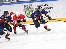 Нижегородская «Чайка» с неожиданного поражения стартовала в Кубке Харламова