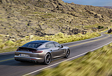 Porsche Panamera оснастили рабочим местом для задних пассажиров