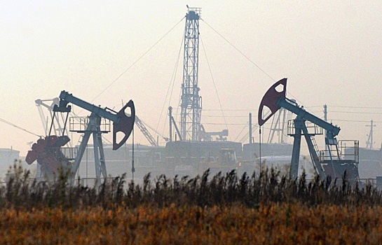 Цена нефти Brent упала до шестилетнего минимума