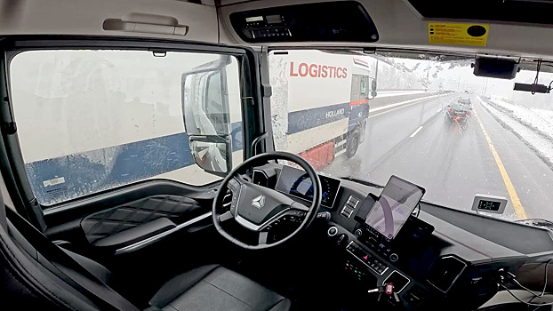 По российским дорогам начнут ездить беспилотные машины без людей в салоне