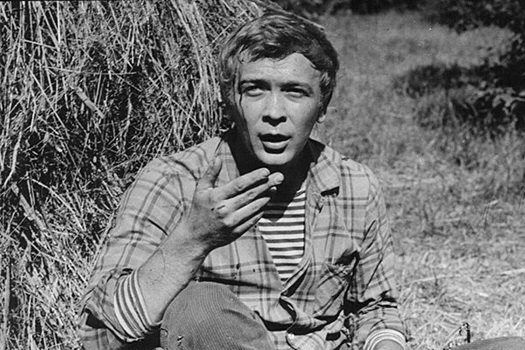 Инсульт, украденный театр и 15 лет одиночества: Как живет «Усатый нянь» Сергей Проханов