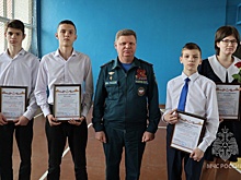 В Пензе школьников наградили за тушение пожара